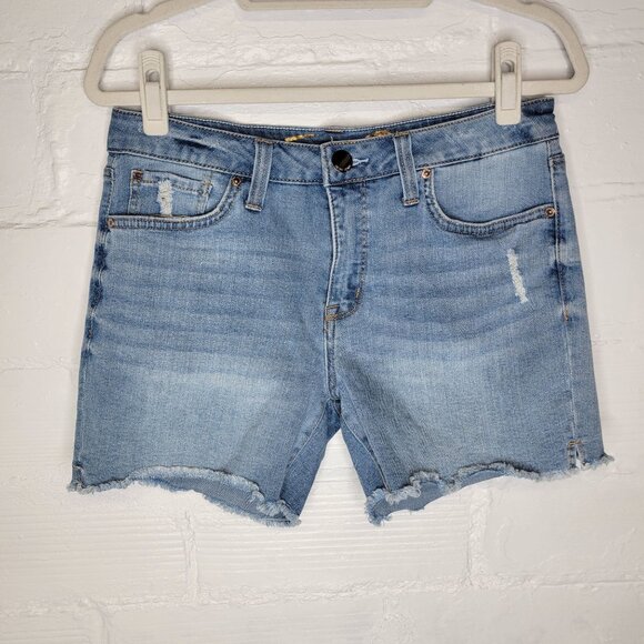 Seven7 Pants - Seven7 Women's Size 6 Jean Shorts Weekend Short Cut Off